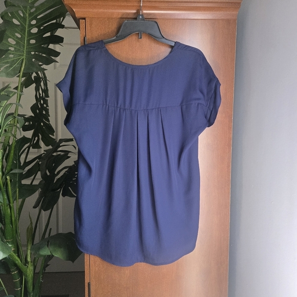 Pleione Blue Short Sleeve Relaxed Blouse - Picture 2 of 4